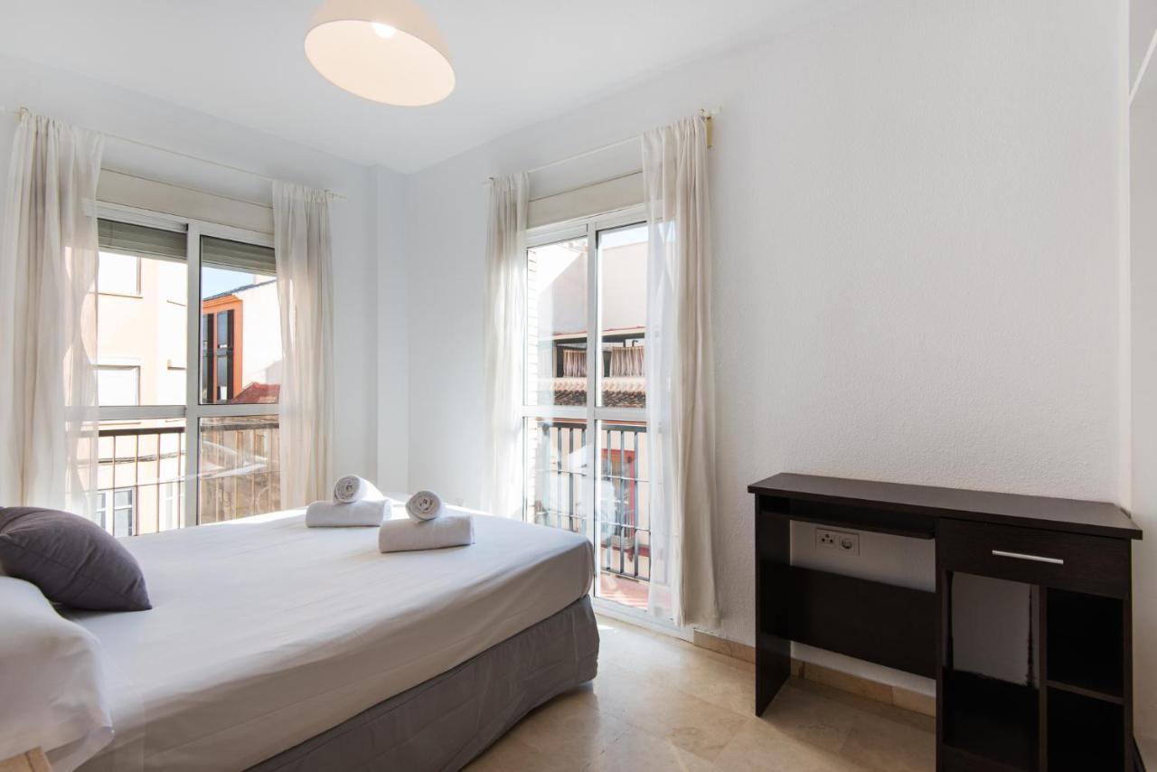 The 1St Corner Central Apartments Málaga Kültér fotó